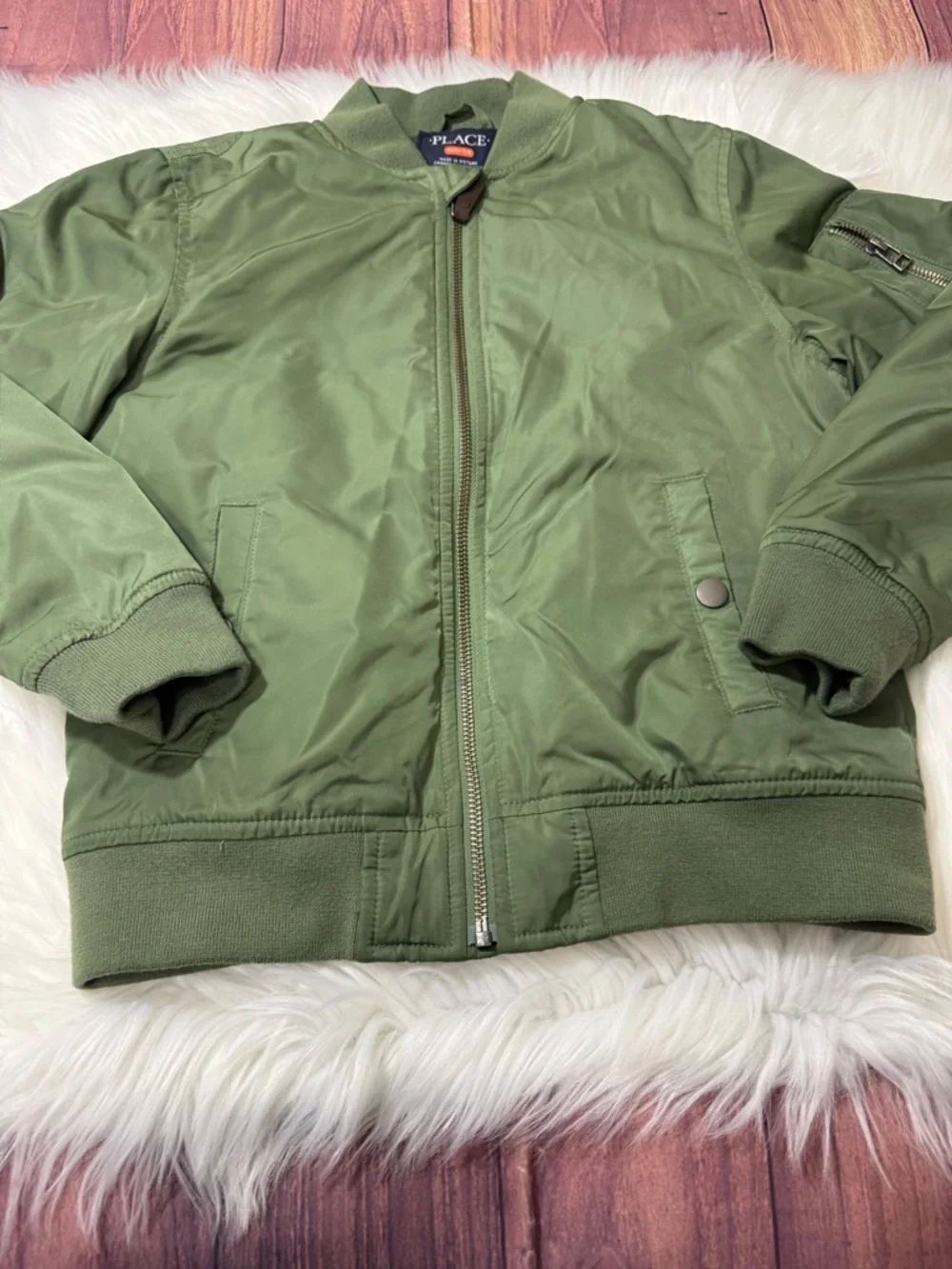 The Children’s Place Green Lightweight Bomber Zip Up Jacket - Boys Size M (7/8)